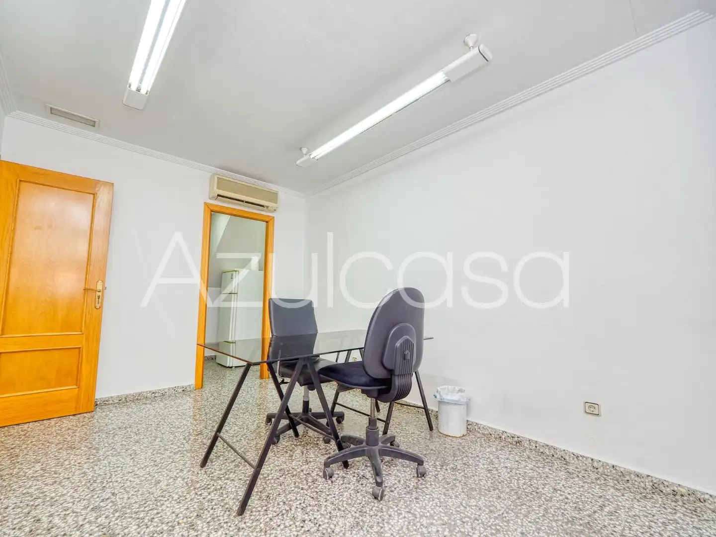 Commercial properties for sale in Alicante / Alacant  with Air Conditioner