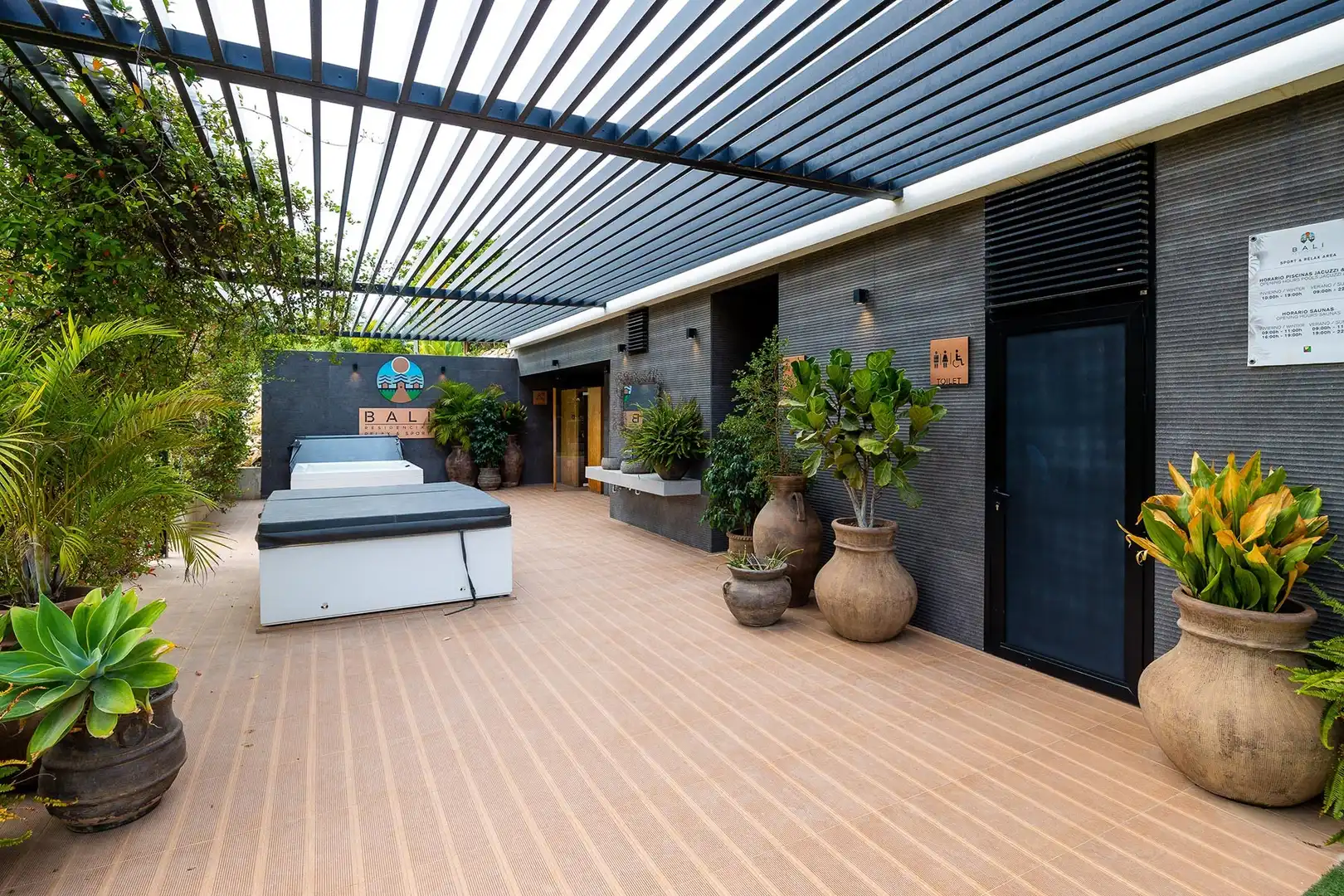 Ático con piscina en venta en Los Balcones - Los Altos, imagen 35