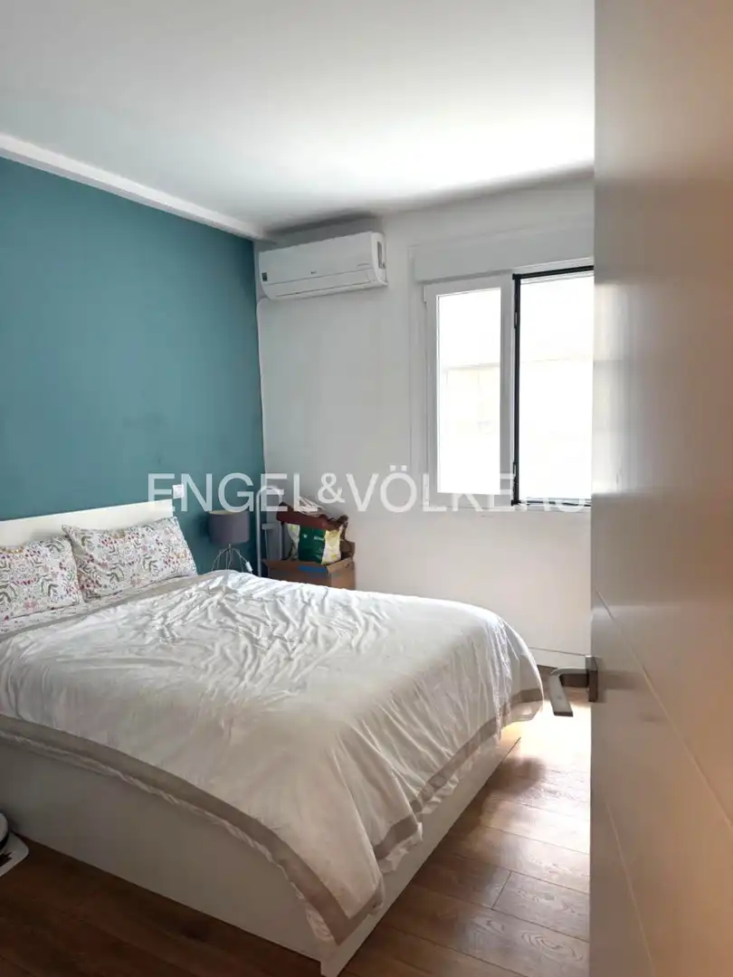 Bedroom of Flat for sale in Madrid  with Air Conditioner and Heating