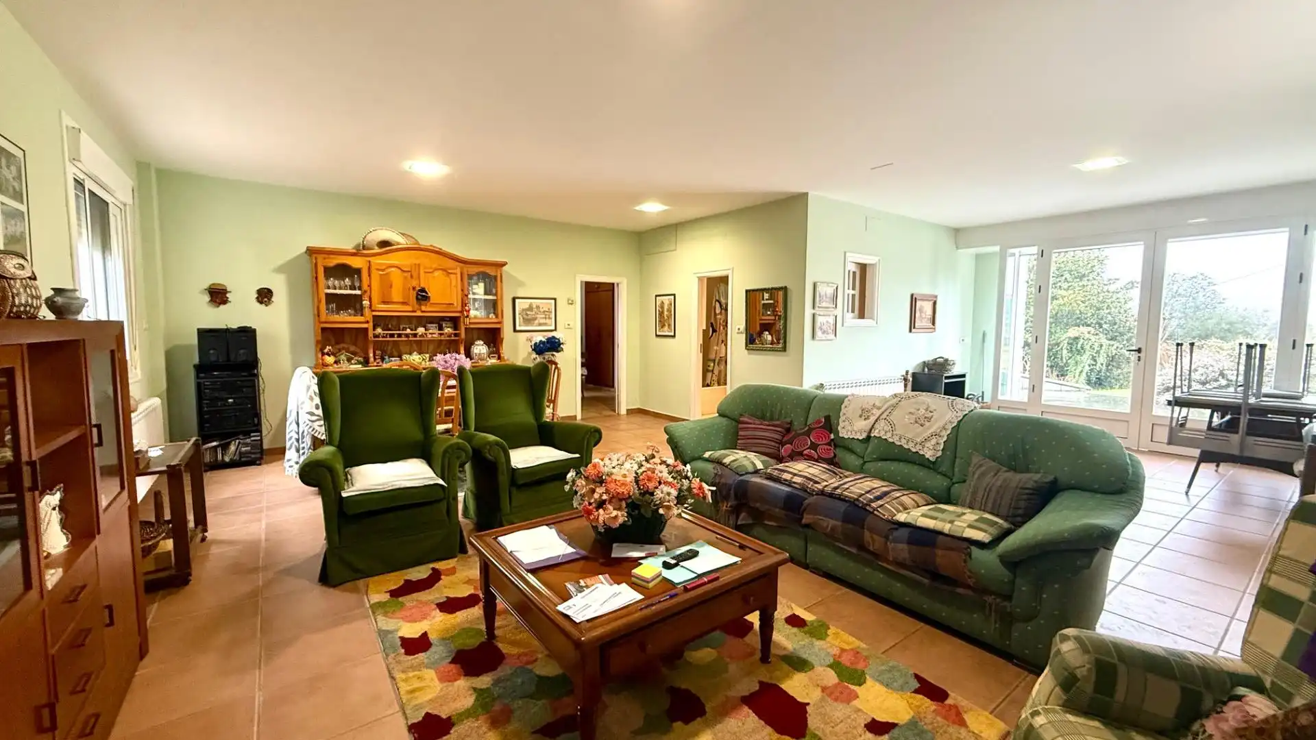 Living room of Country homes for sale in Toén  with Heating, Private garden and Storage room