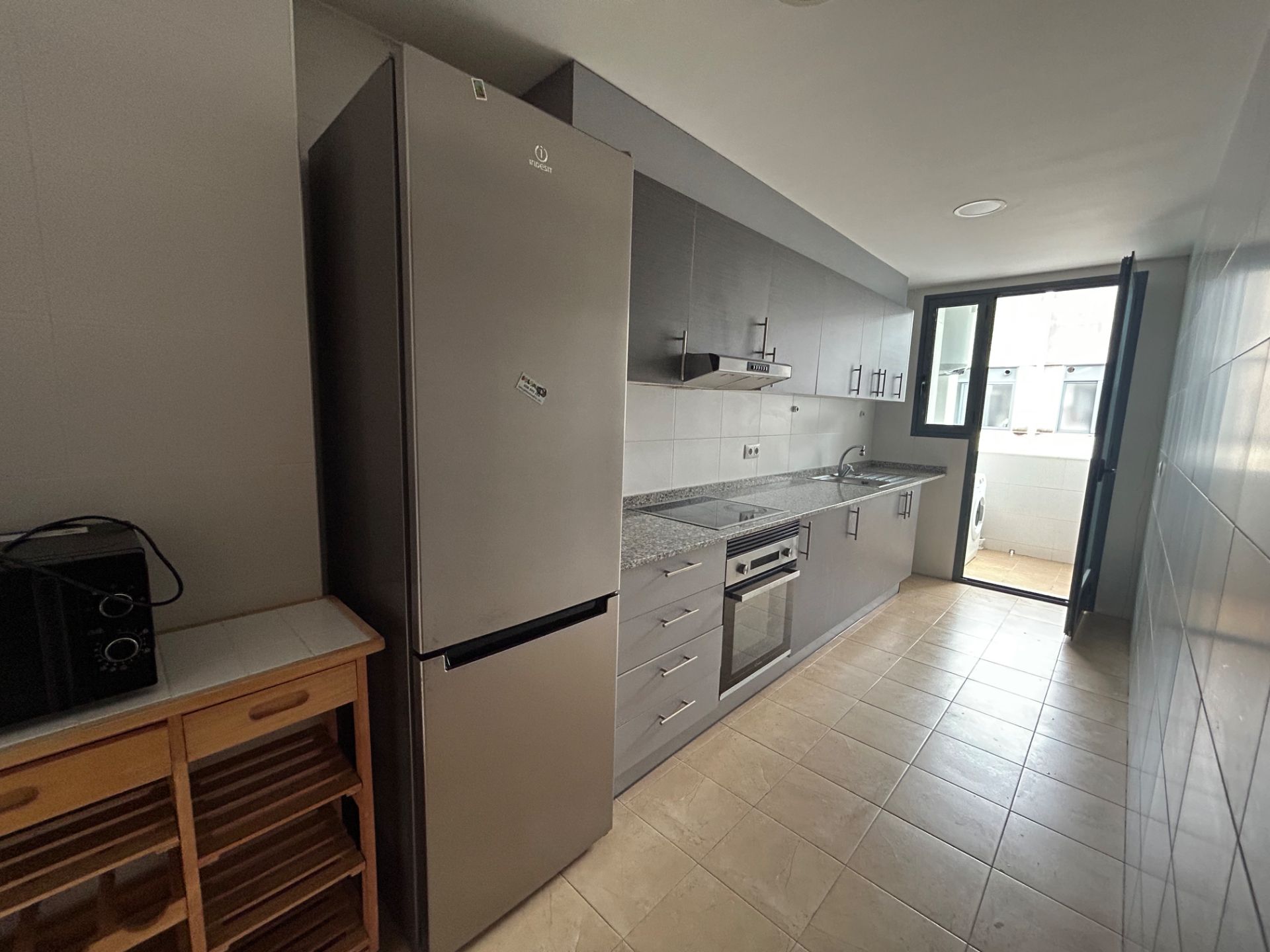 Cuina de Dúplex de lloguer en Oliva amb Aire condicionat, Parquet i Terrassa