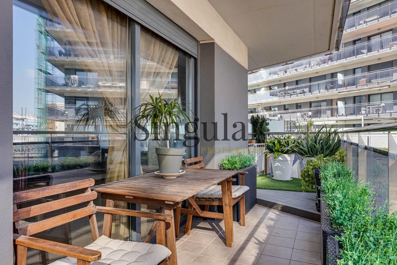 Terraza de Piso en venta en Badalona con Calefacción, Jardín privado y Parquet