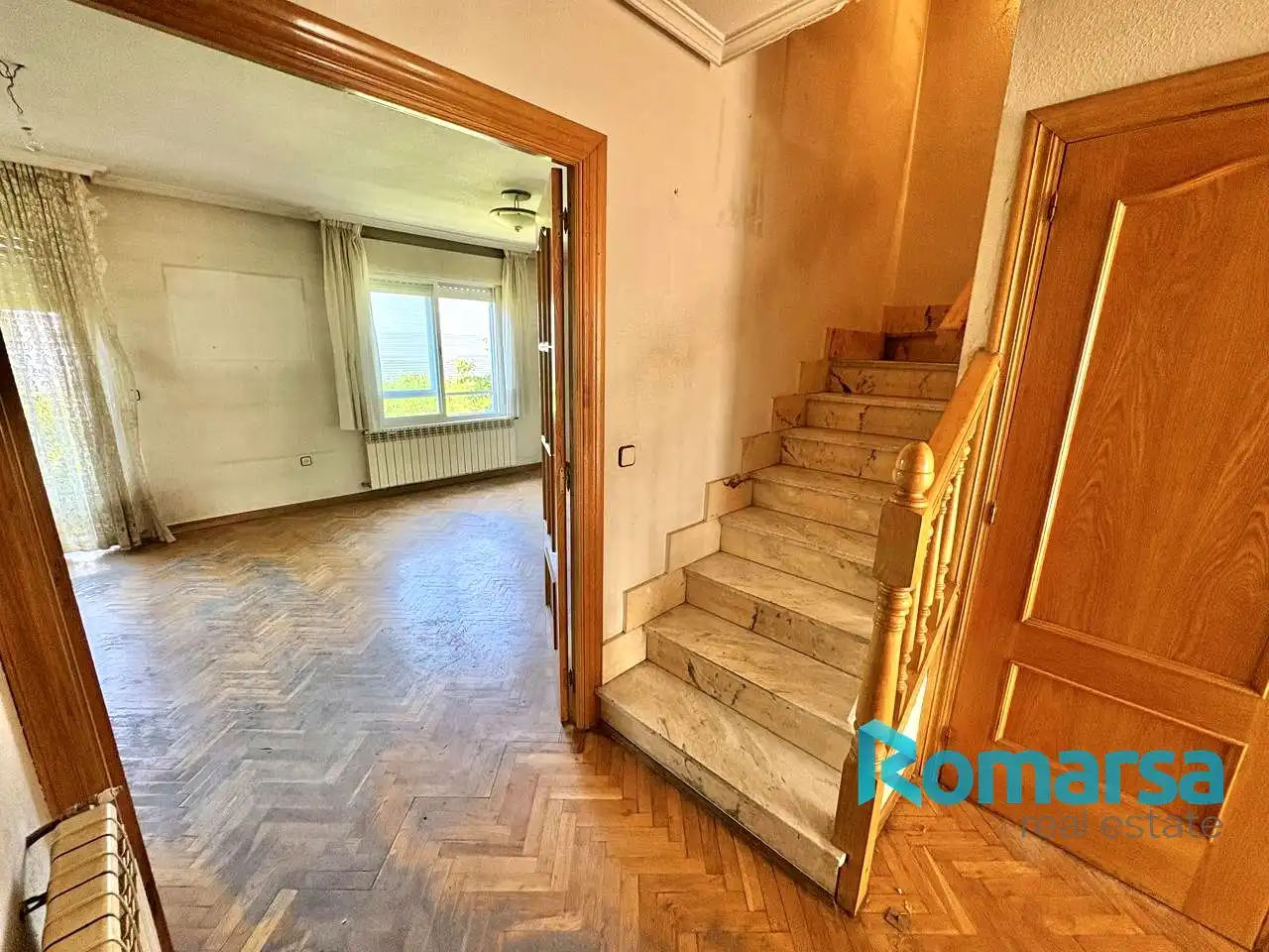 Detached homes for sale in Ávila  with Heating, Private garden and Parquet flooring