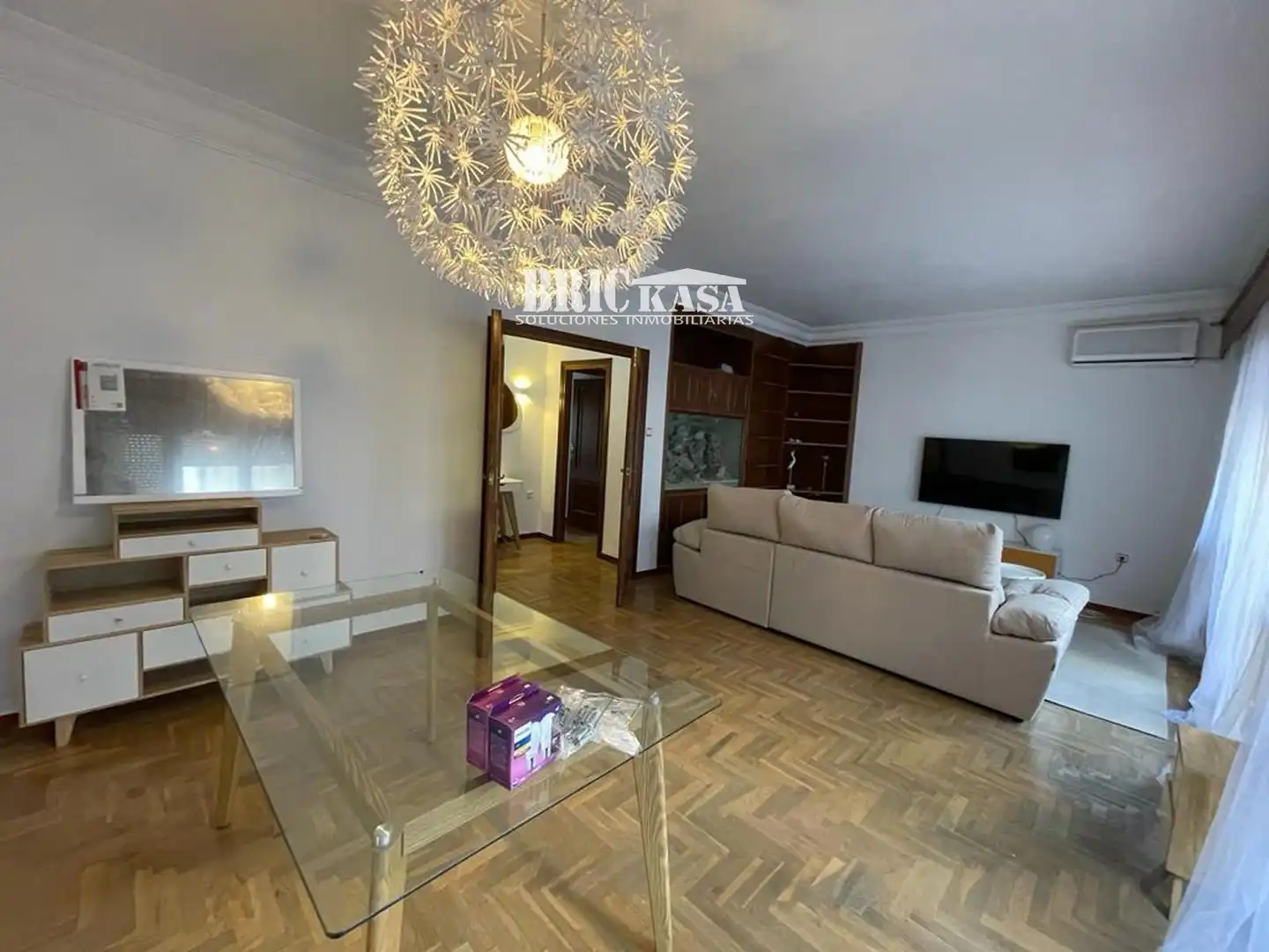 Wohnung mit Aufzug zur Miete in N/A, imagen 3