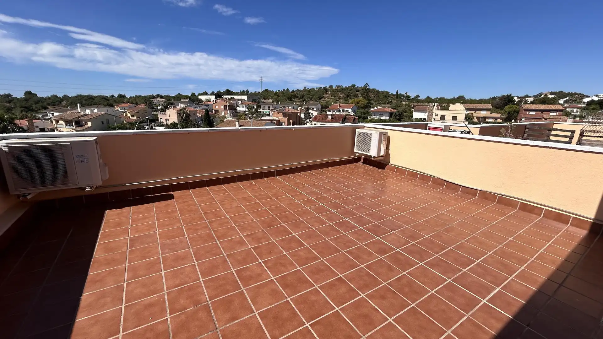Terrassa de Àtic en venda en La Pobla de Montornès   amb Aire condicionat, Calefacció i Jardí privat