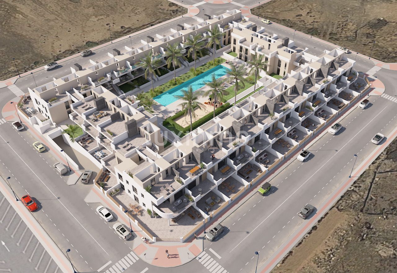 Vista exterior de Àtic en venda en La Oliva amb Aire condicionat, Jardí privat i Terrassa