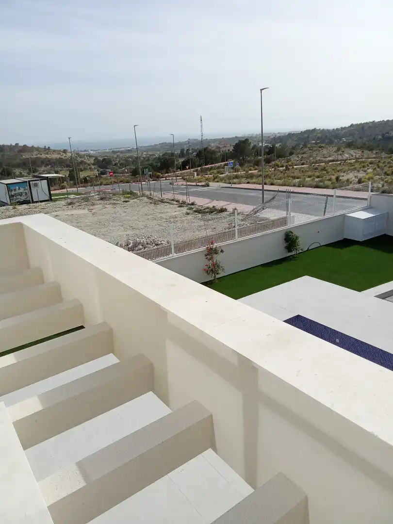 Chalet con terraza en venta en Plaça Alfarella. Sector 11, imagen 7