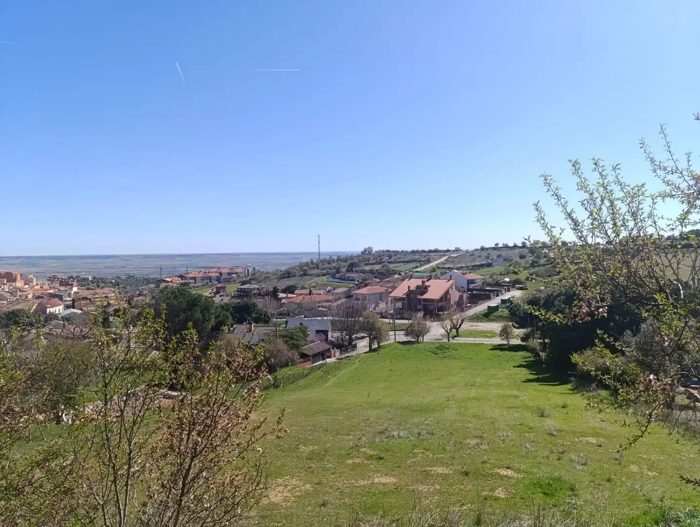Vista exterior de Residencial en venda en El Molar (Madrid)