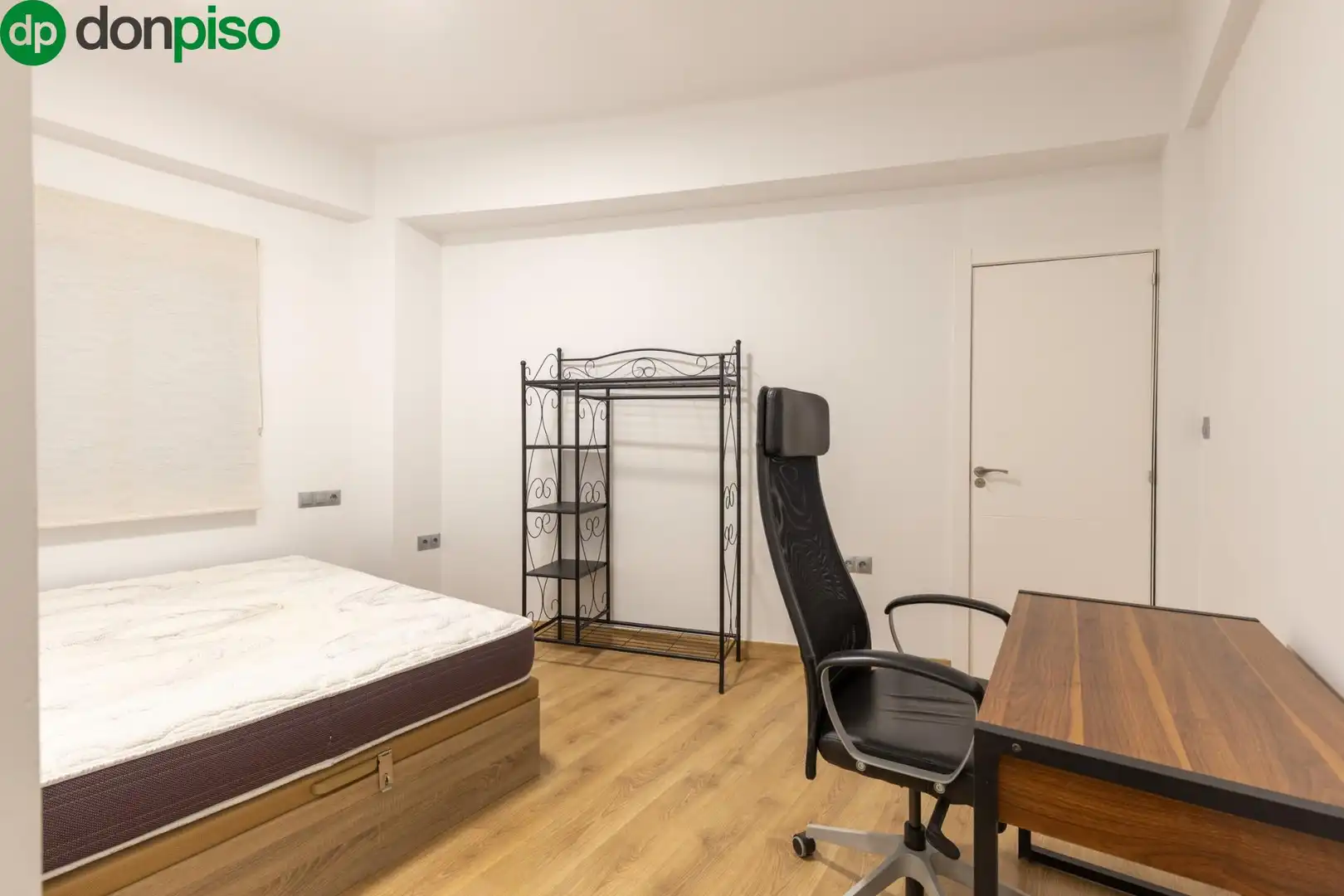 Piso con ascensor en venta en Calle PINTOR LOPEZ MEZQUITA, imagen 3
