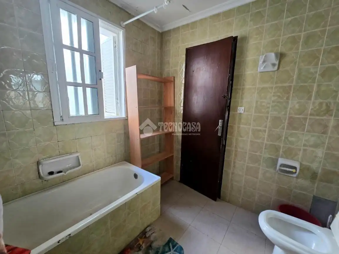 Baño de Casa adosada en venta en Morón de la Frontera