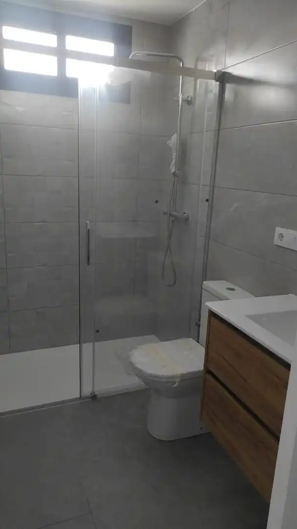 Bany de Pis en venda en Dos Hermanas