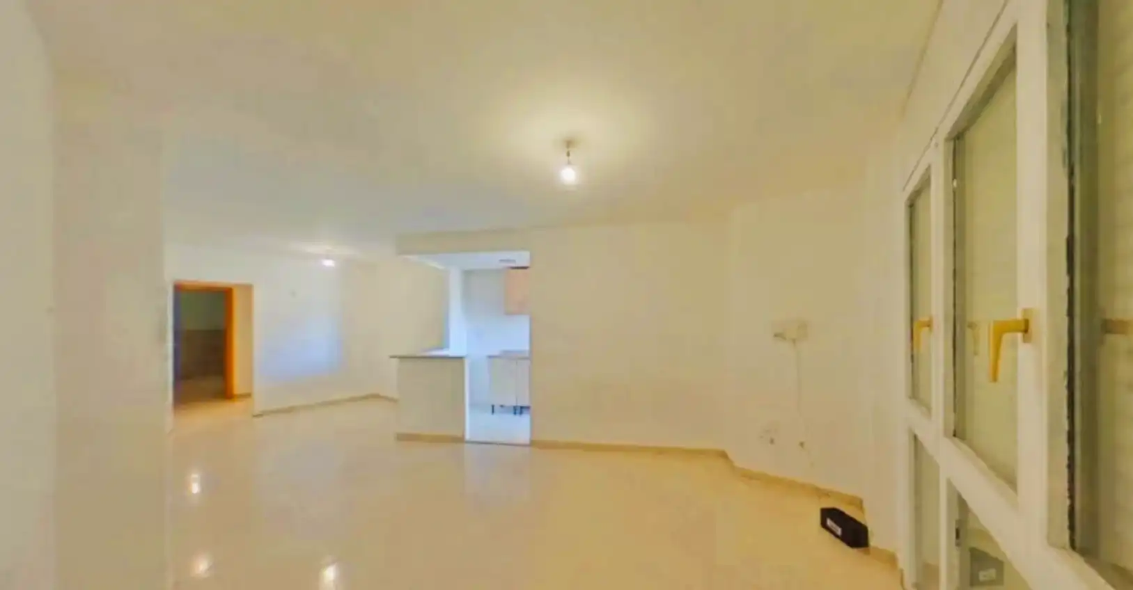 Flat with lift for sale in de Gràcia 10, imagen 2