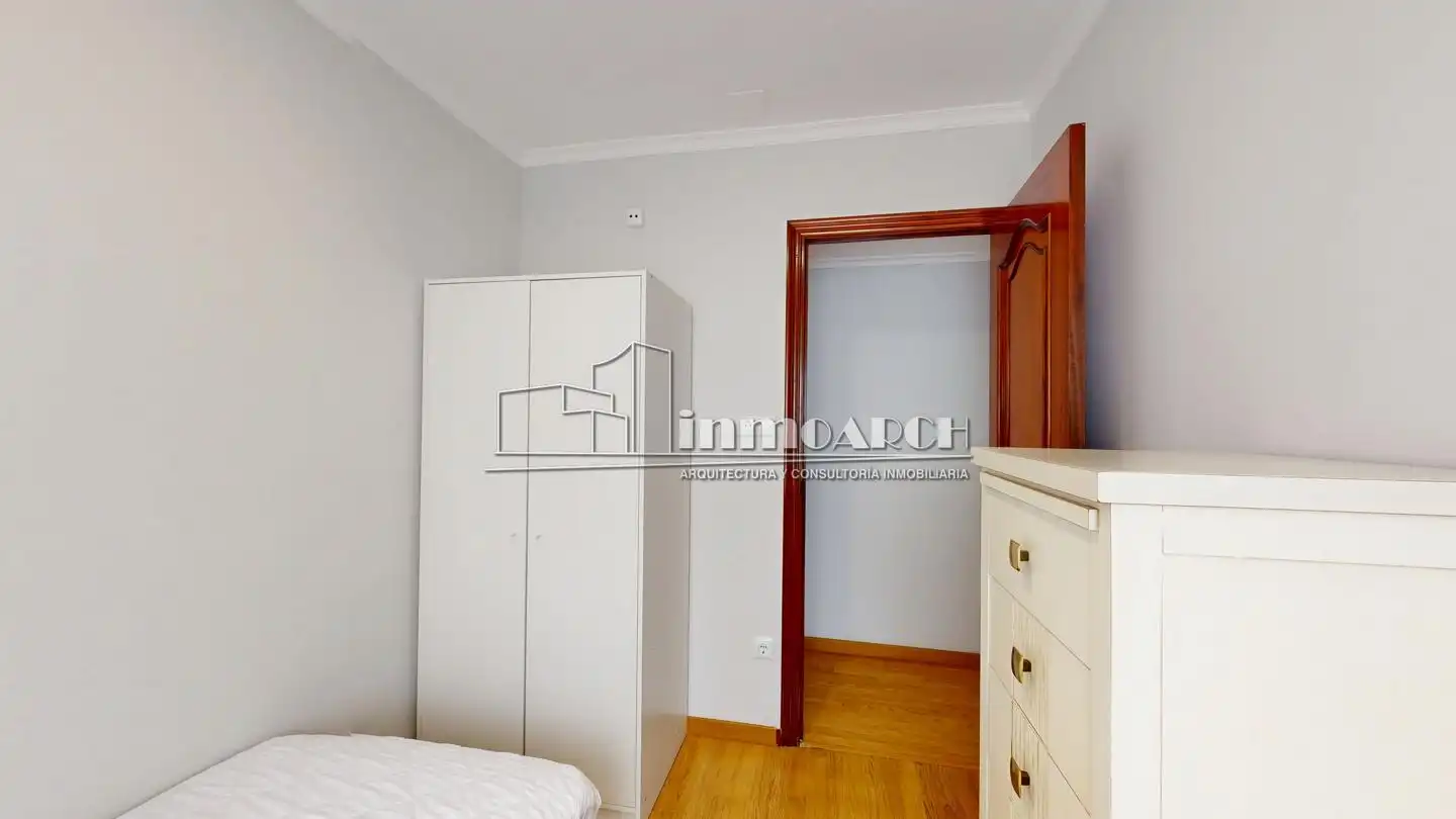 Habitación de Piso de alquiler en A Coruña Capital  con Amueblado