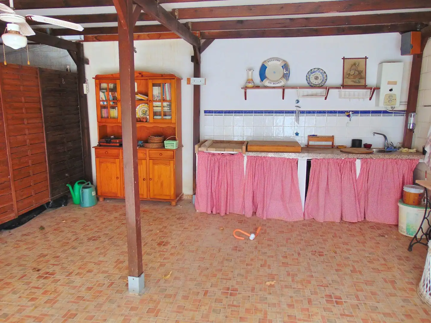 Cuina de Casa adosada en venda en San Pedro del Pinatar amb Aire condicionat, Calefacció i Jardí privat
