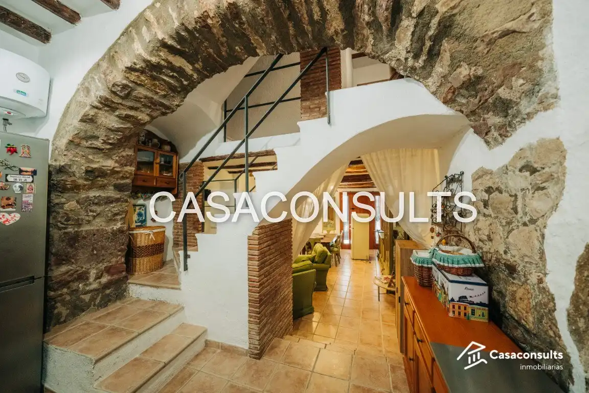 Casa o xalet en venda en Vilafamés amb Calefacció, Terrassa i Moblat