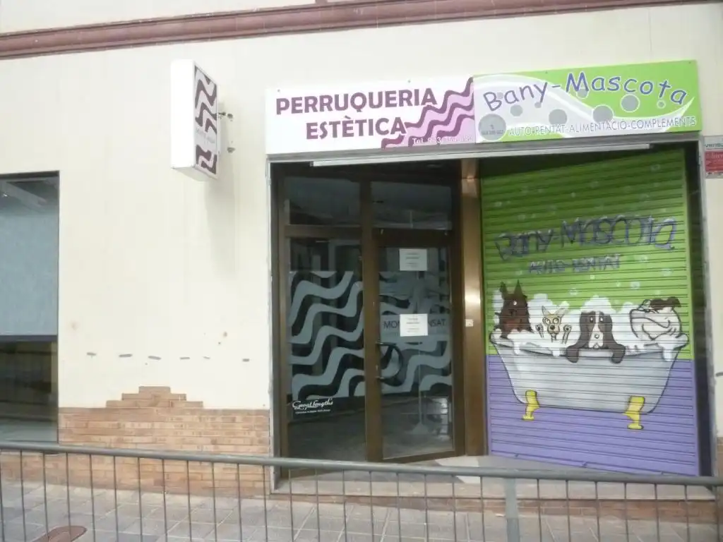Business premises for sale in Joan Garriga i Massó, imagen 9