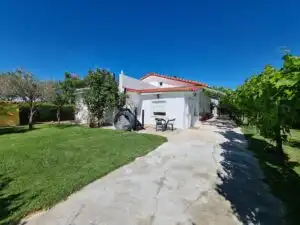 Jardí de Finca rústica en venda en Fuente El Saz de Jarama amb Aire condicionat, Calefacció i Jardí privat