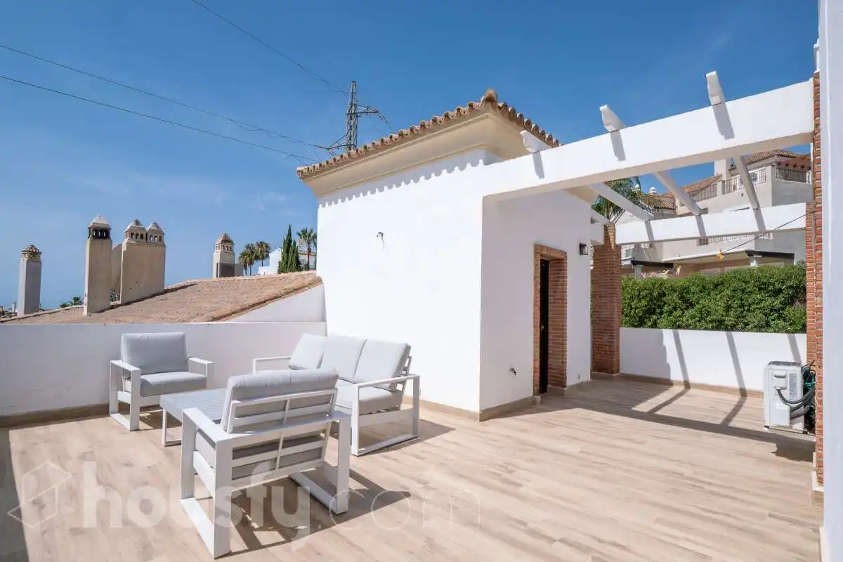 Terrace of Houses for sale in Estepona  with Air Conditioner, Heating and Private garden