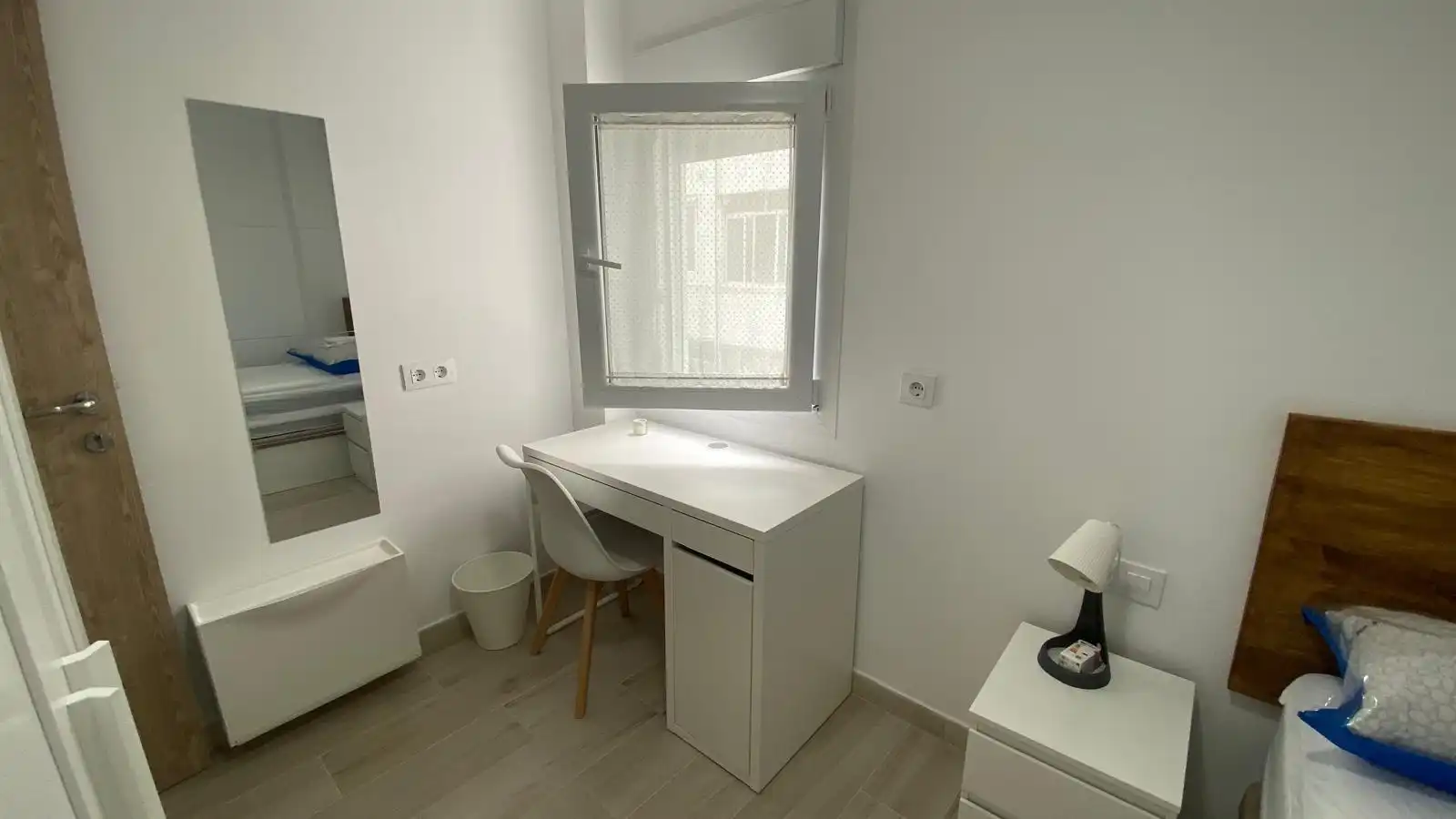 Habitación de Piso para compartir en Sevilla con Aire acondicionado, Calefacción y Parquet