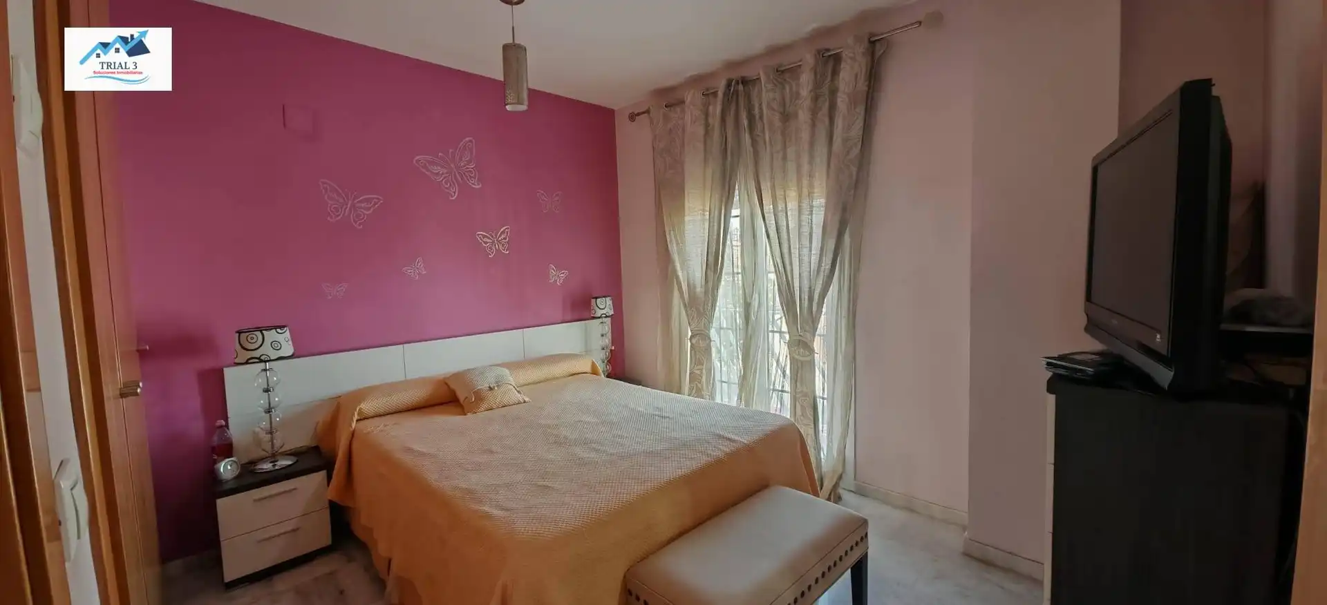 Detached homes for sale in Calle del Azafrán, Olivar de Quintos