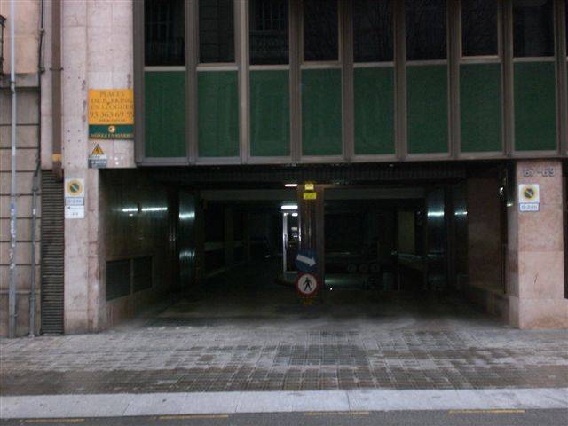 Garaje en Alquiler en  CALLE BAILEN, 67 en Dreta de l'Eixample