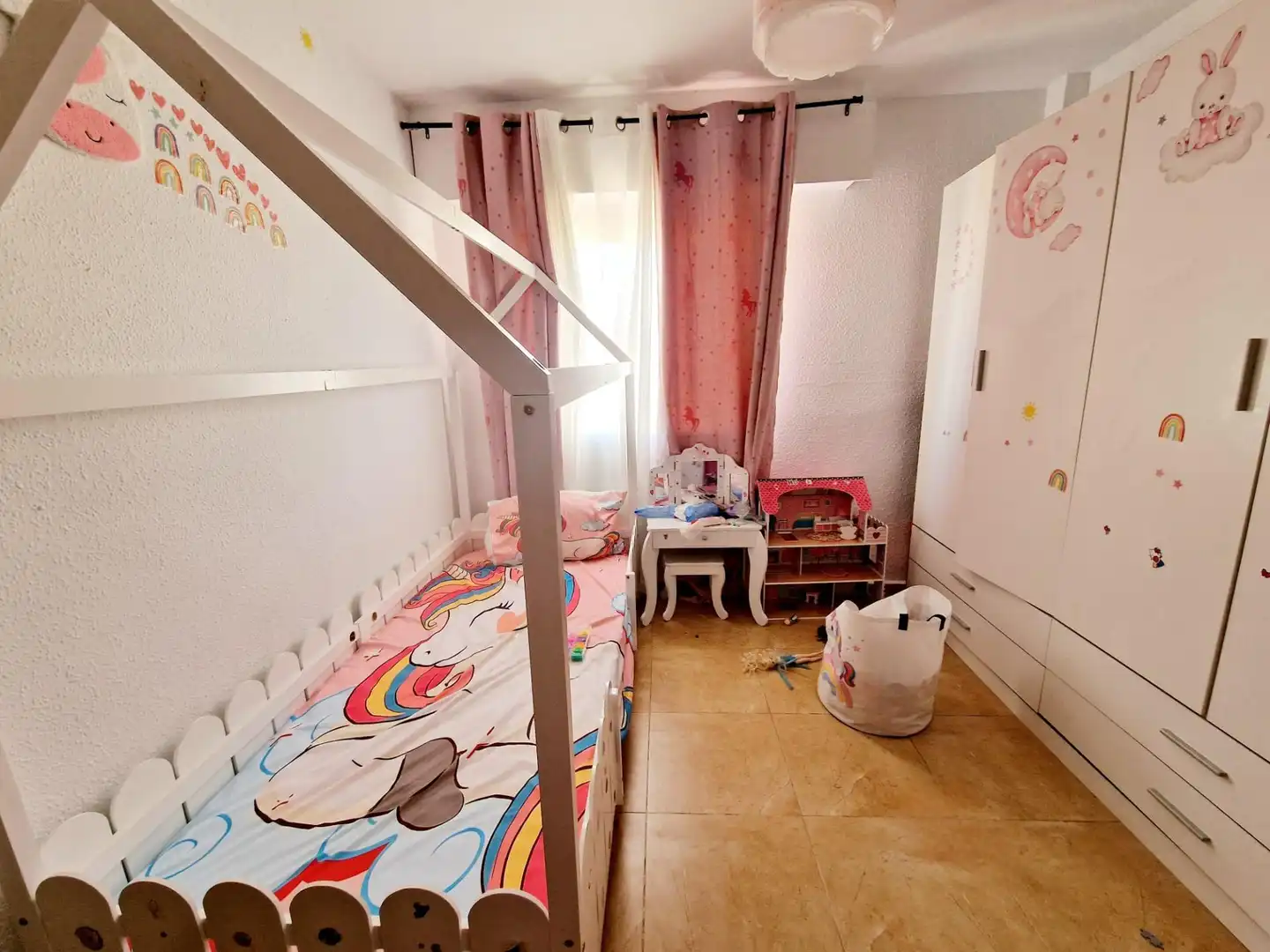 Habitación de Apartamento en venta en Águilas con Calefacción y Balcón