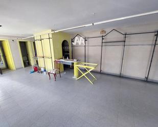 Premises to rent in Llevant