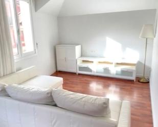 Living room of Flat to rent in Bilbao   with Heating