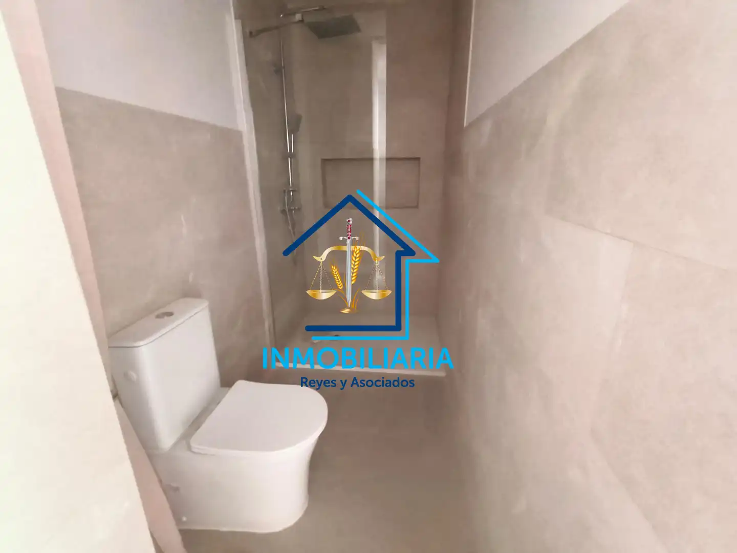 Bathroom of Lofts for sale in Córdoba  with Air Conditioner