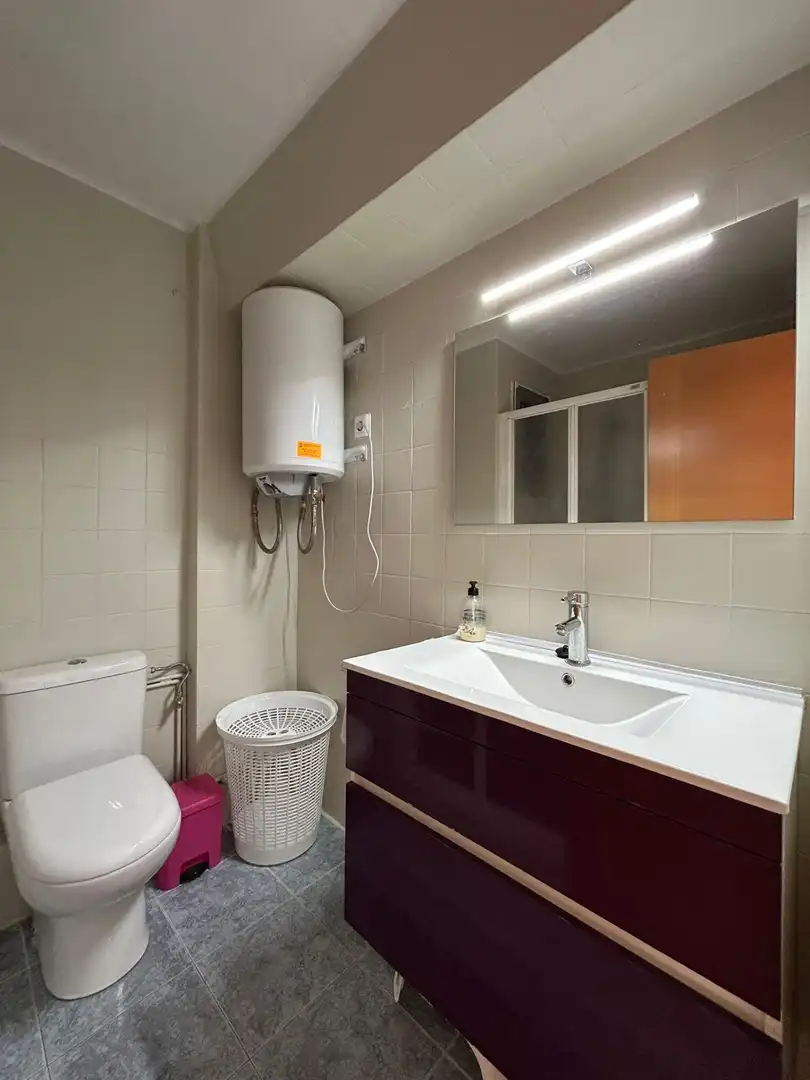 Badezimmer von Wohnungen zur Miete in La Pobla de Farnals mit Klimaanlage, Terrasse und Möbliert