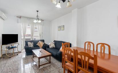 Living room of Flat for sale in Armilla  with Air Conditioner, Heating and Balcony