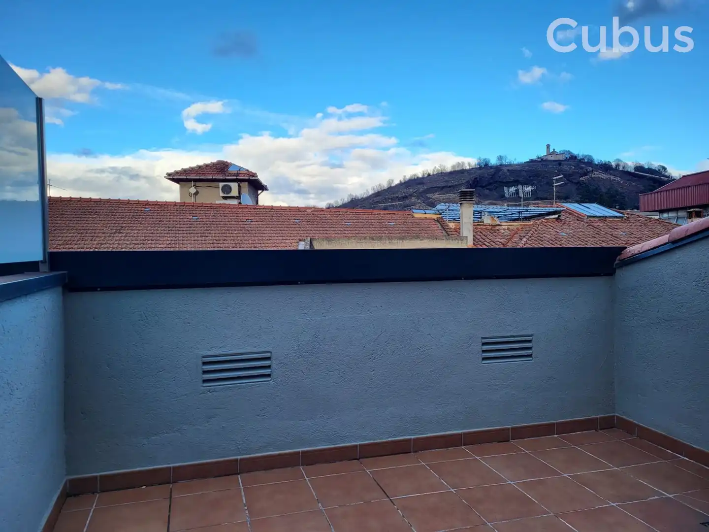 Terraza de Dúplex en venta en Olot con Aire acondicionado, Calefacción y Terraza
