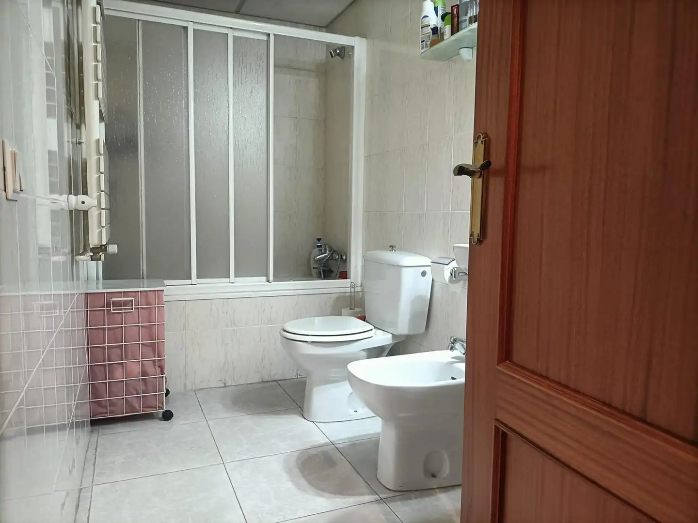 Bany de Pis en venda en Roses amb Aire condicionat, Parquet i Traster