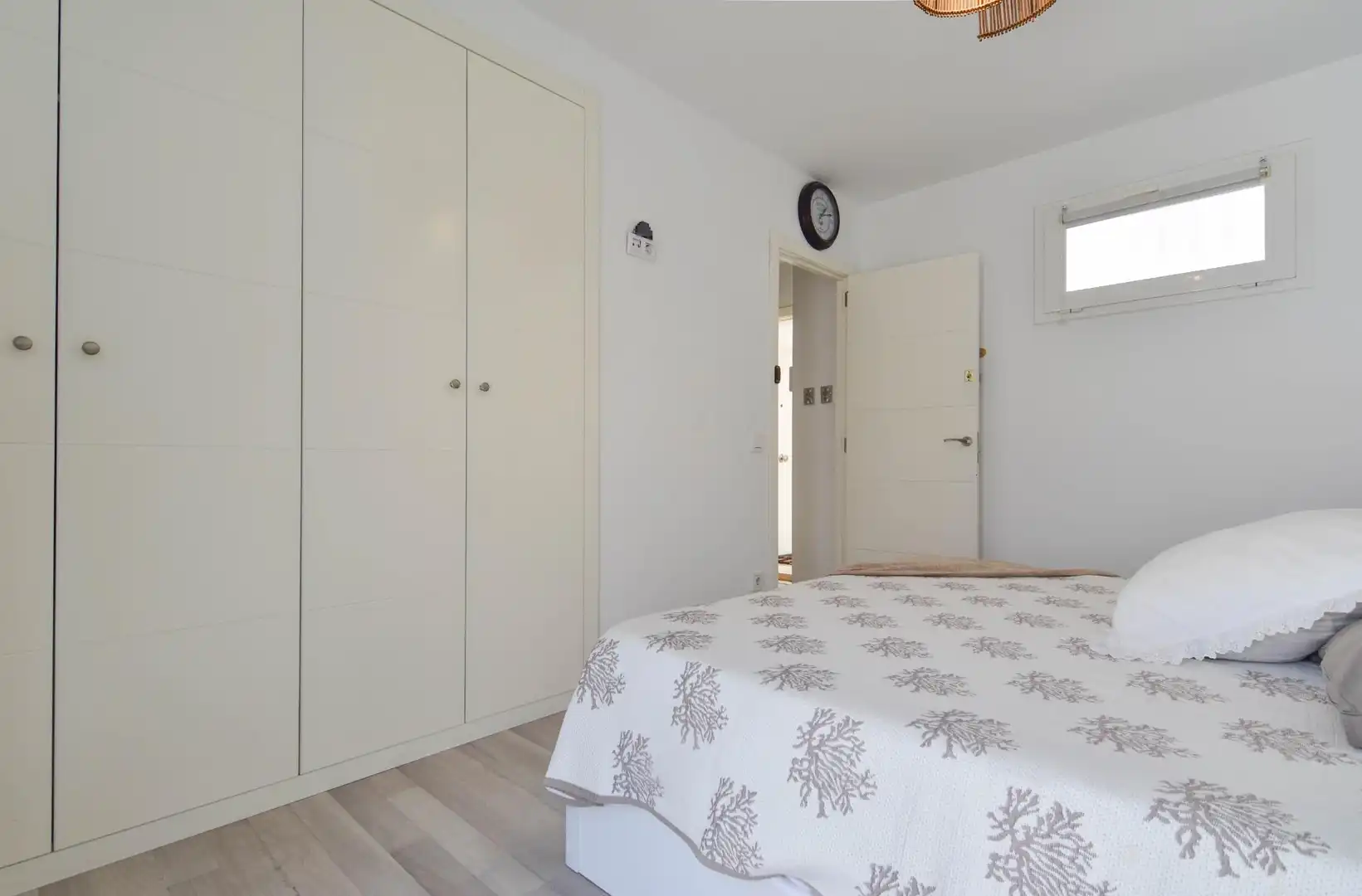 Dormitori de Dúplex de lloguer en Valencia amb Aire condicionat, Calefacció i Moblat