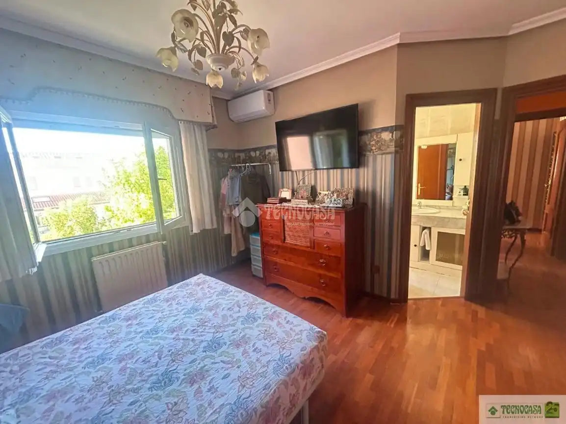 Casa pareada en venta en Nuevo Parque, imagen 14