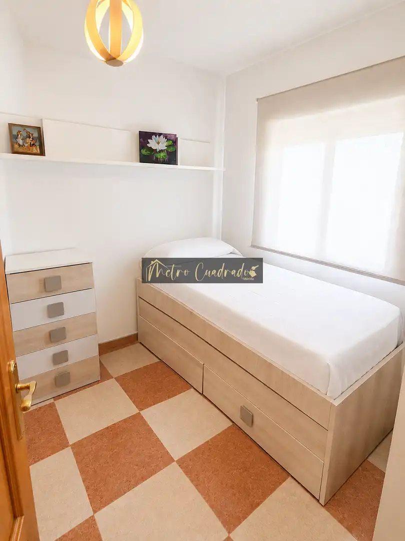 Dormitori de Pis en venda en Mérida amb Aire condicionat i Terrassa
