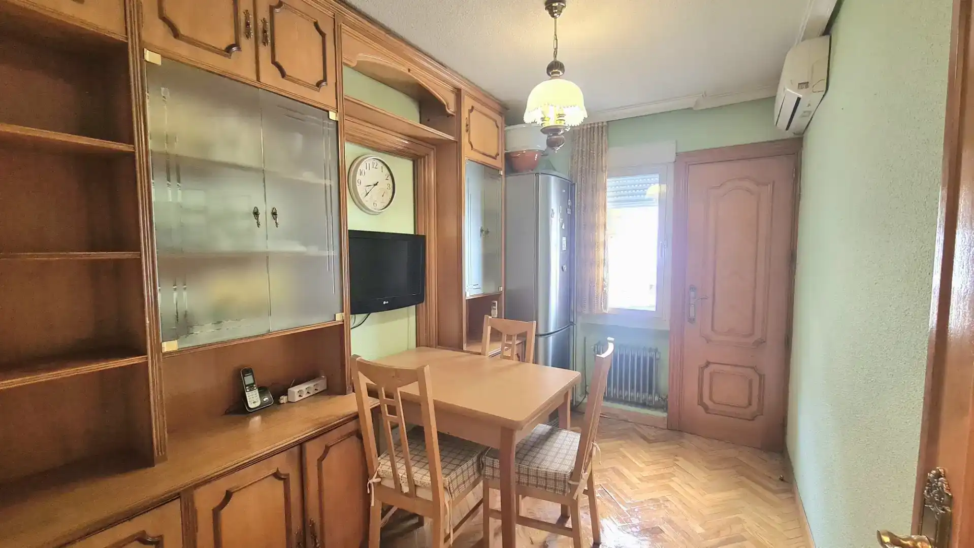 Menjador de Àtic en venda en Alcorcón amb Aire condicionat, Parquet i Moblat