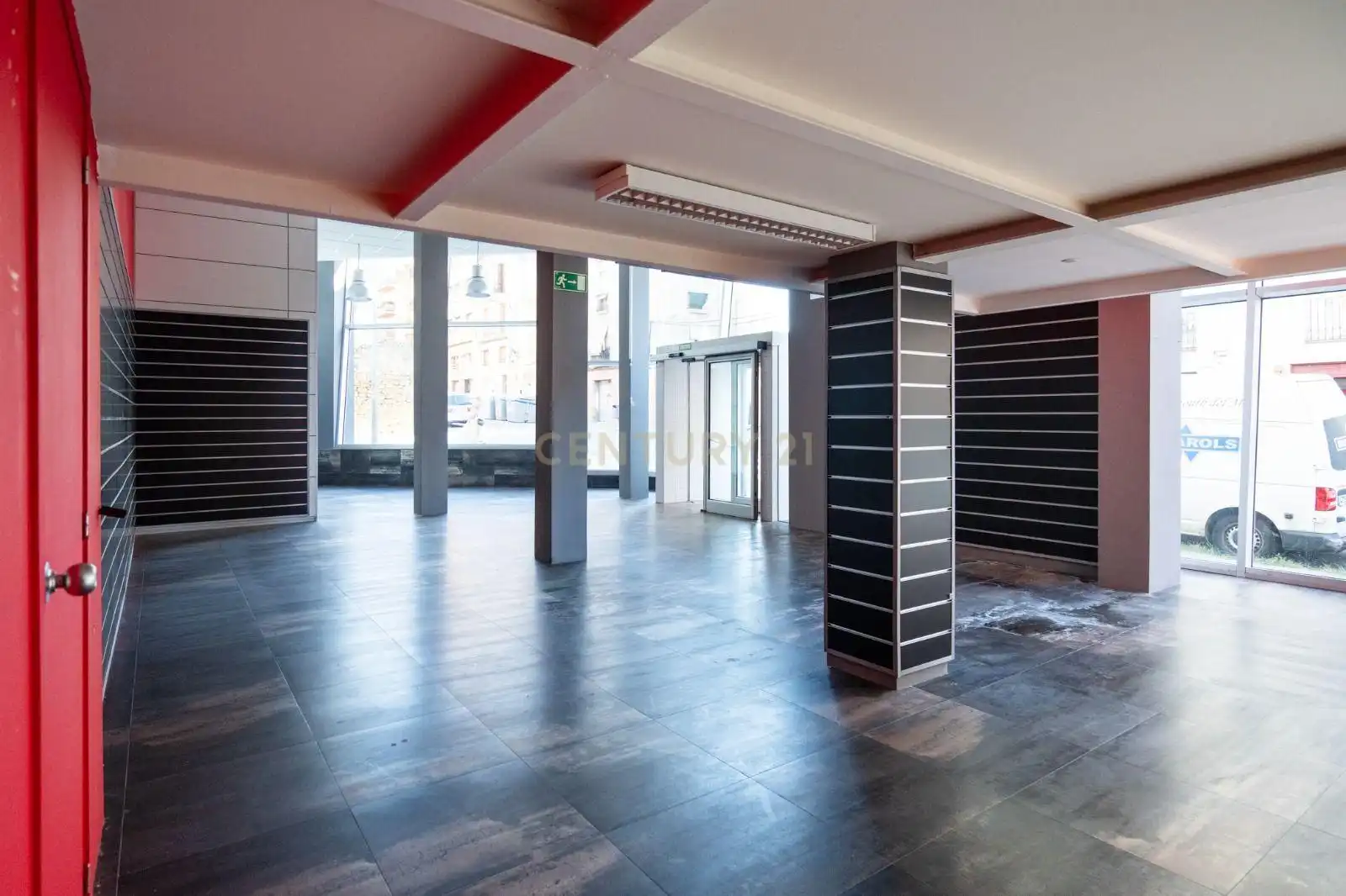 Local comercial en venda a Carrer del Bruc, Manresa, Spain