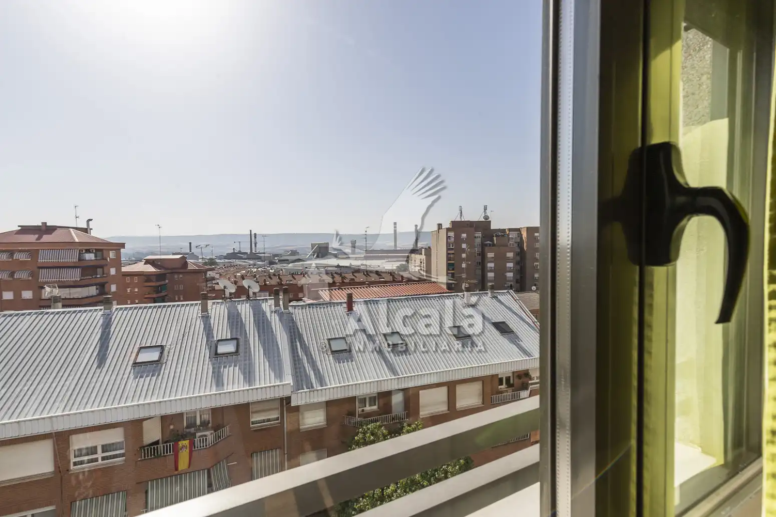Dormitori de Pis en venda en Azuqueca de Henares amb Aire condicionat, Calefacció i Terrassa