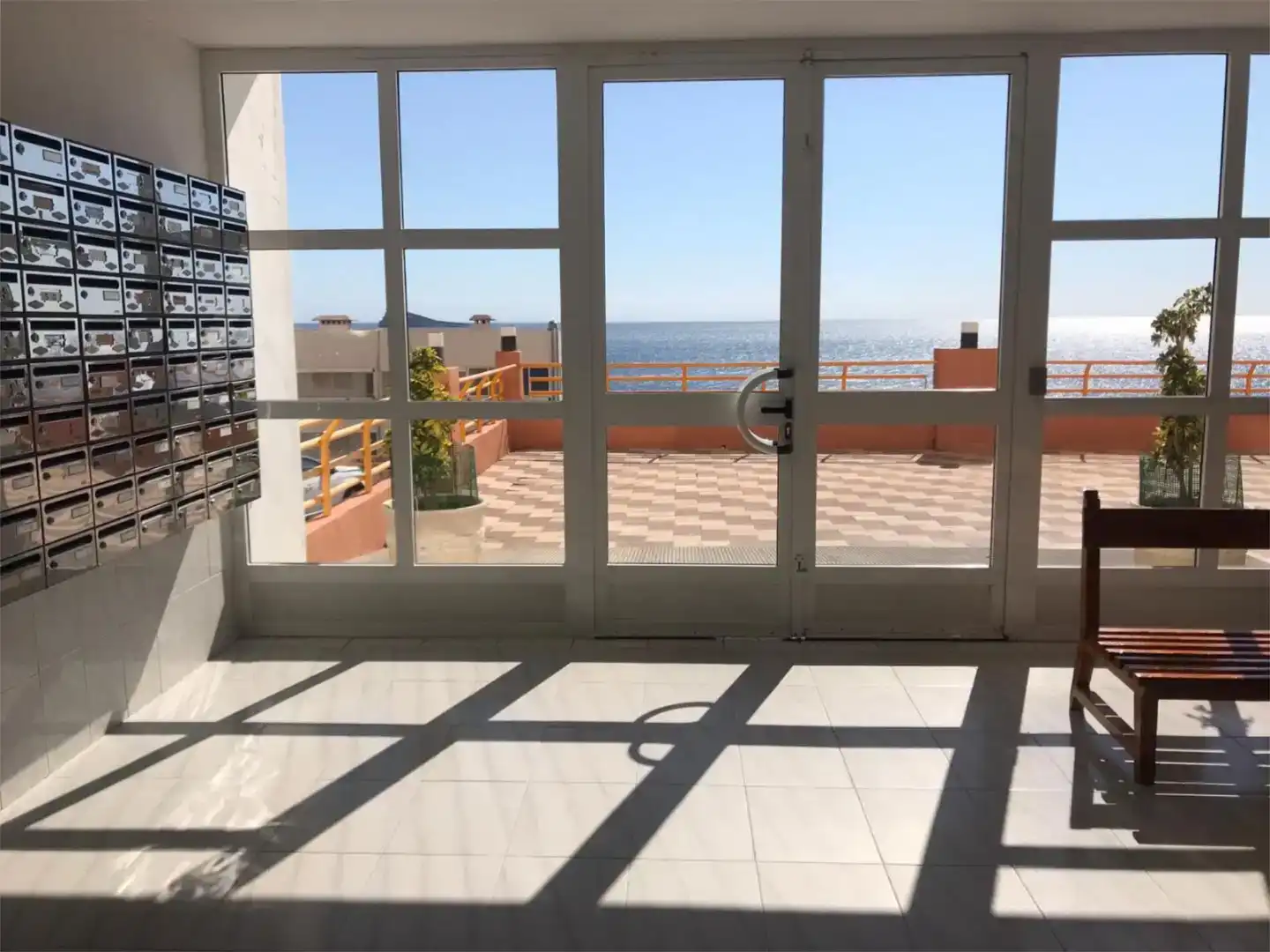 Terrasse von Wohnung zur Miete in Benidorm mit Klimaanlage, Privatgarten und Schwimmbad