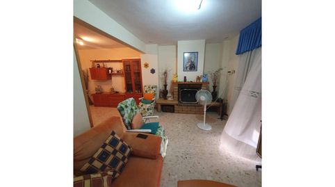 Foto 2 de Casa o chalet en venta en Huelma, Jaén