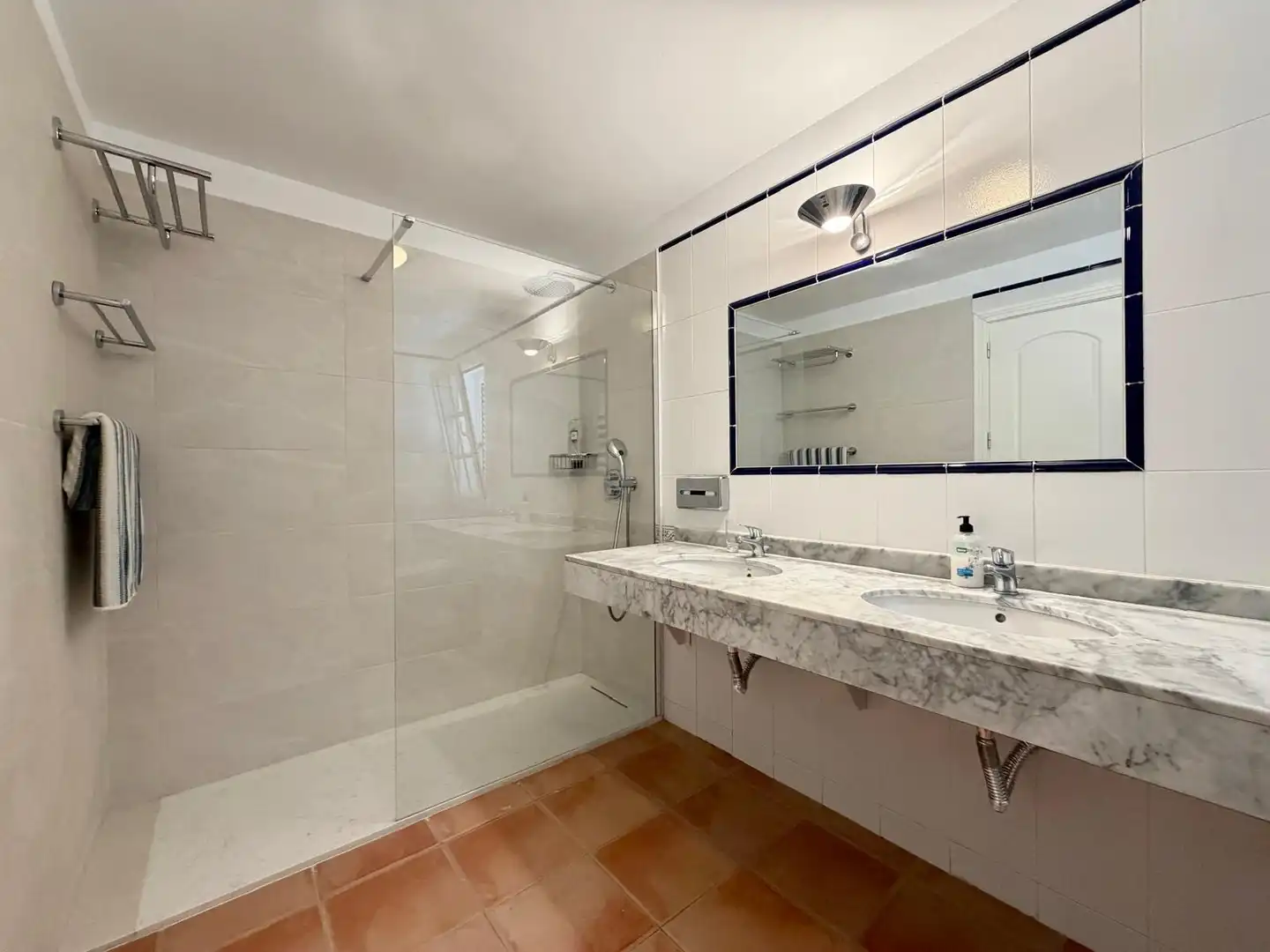 Baño de Casa o chalet de alquiler en Mogán con Aire acondicionado, Jardín privado y Terraza
