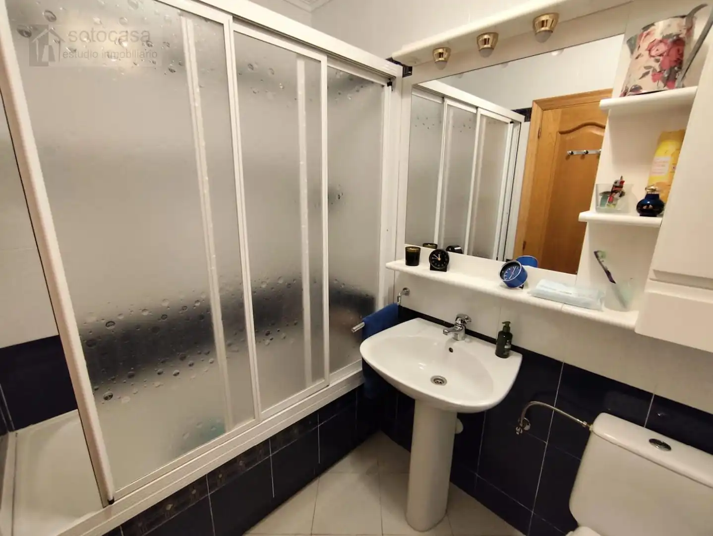 Bathroom of Attic for sale in Rondilla