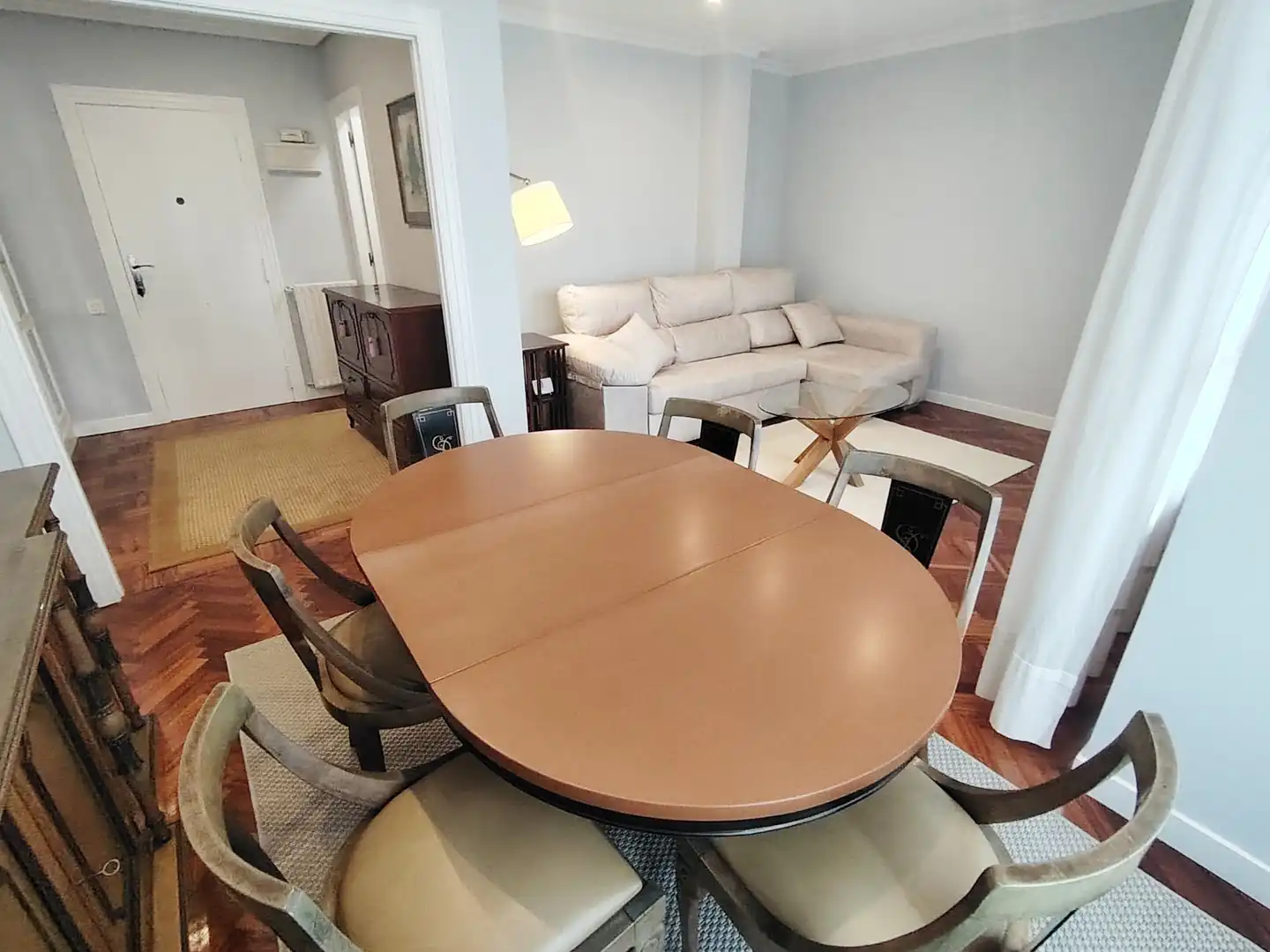 Comedor de Piso de alquiler en Gijón  con Calefacción, Parquet y Terraza