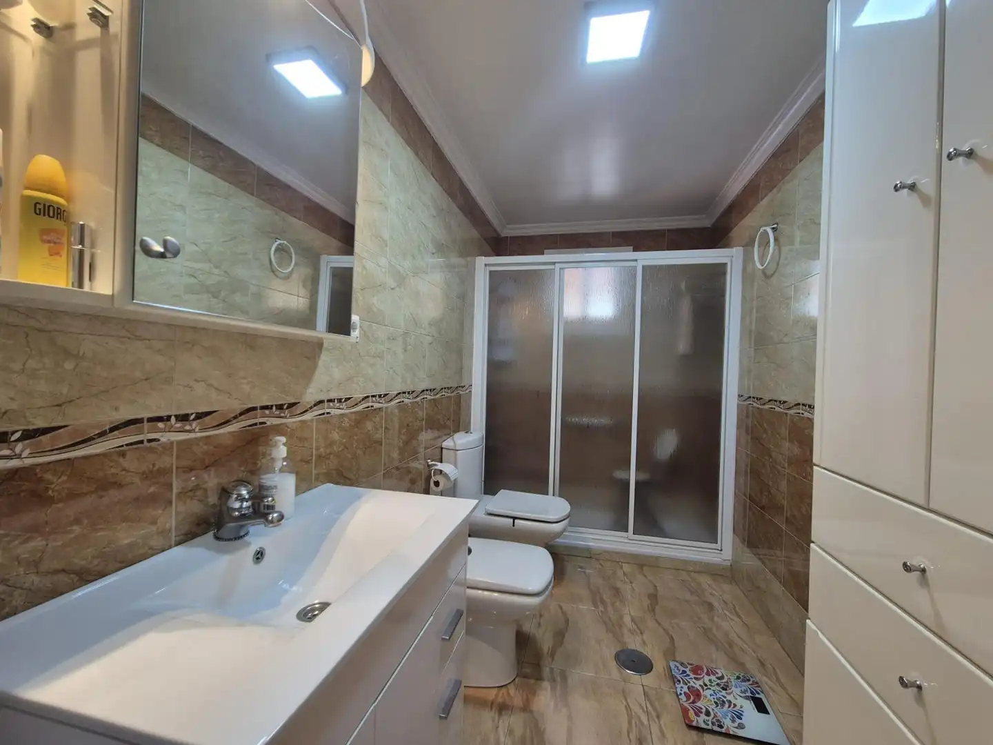 Baño de Piso en venta en El Ejido con Aire acondicionado, Terraza y Amueblado