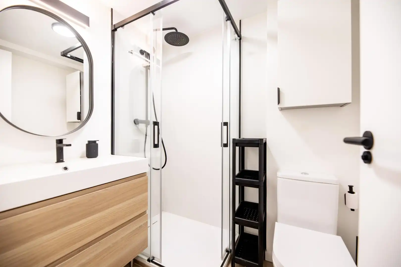 Baño de Estudio de alquiler en Madrid con Amueblado y Alarma