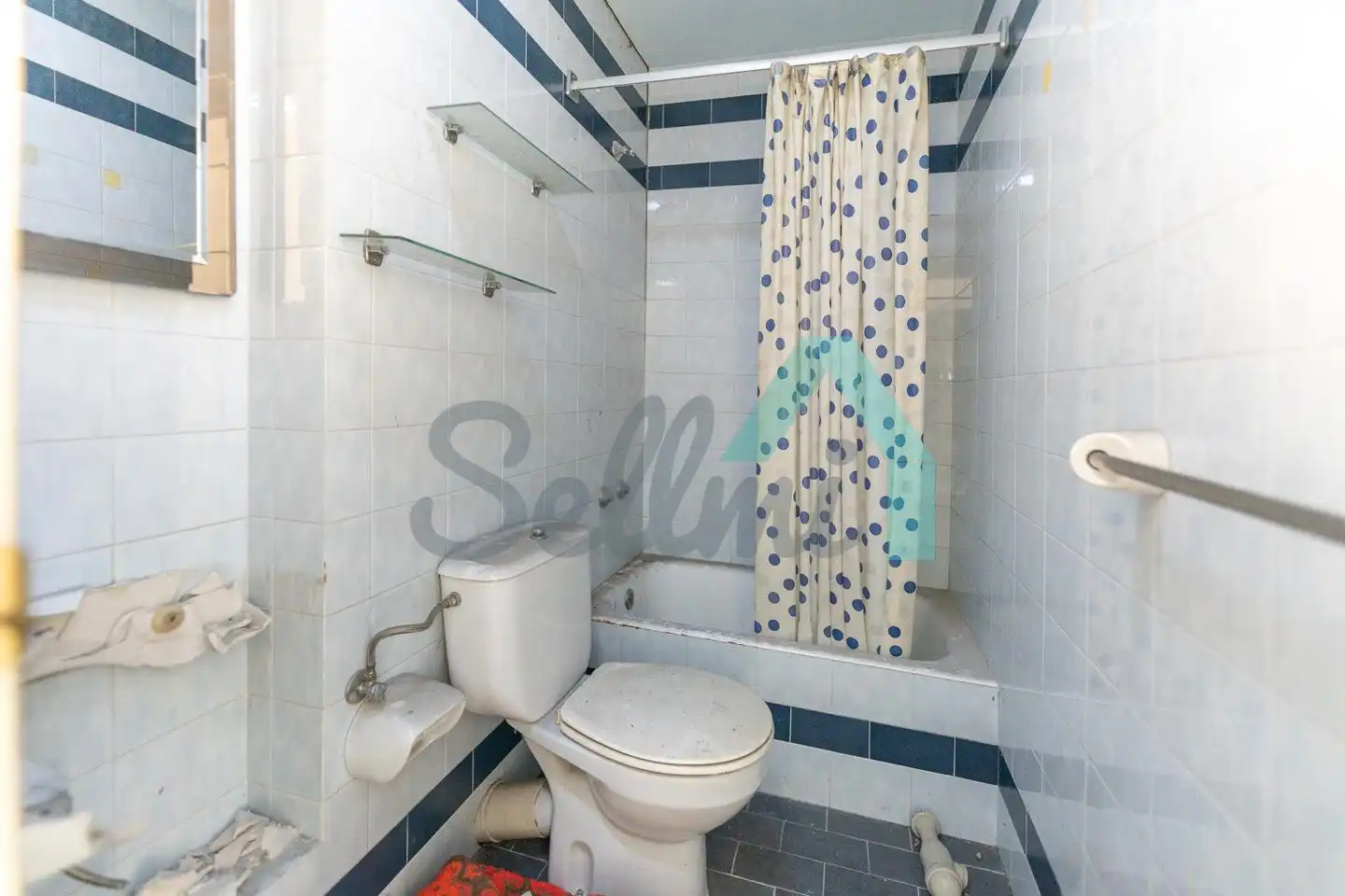 Bany de Edifici en venda en Pravia