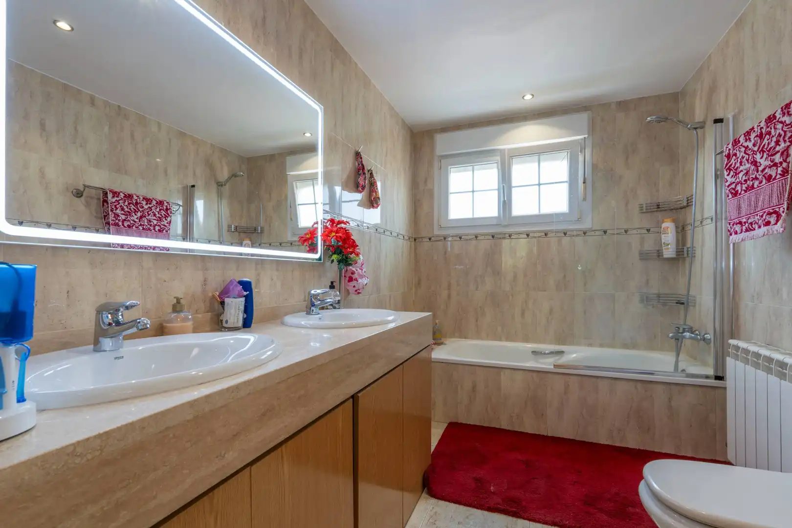 Bathroom of Houses for sale in Algete  with Air Conditioner, Heating and Private garden