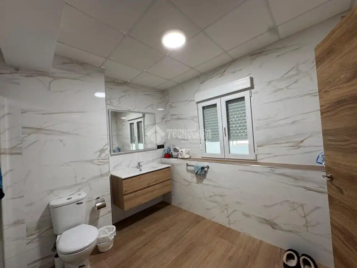 Bathroom of Flat for sale in Osuna  with Air Conditioner and Terrace