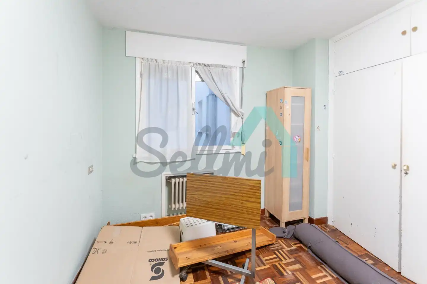 Dormitori de Pis en venda en Avilés amb Calefacció, Parquet i Terrassa